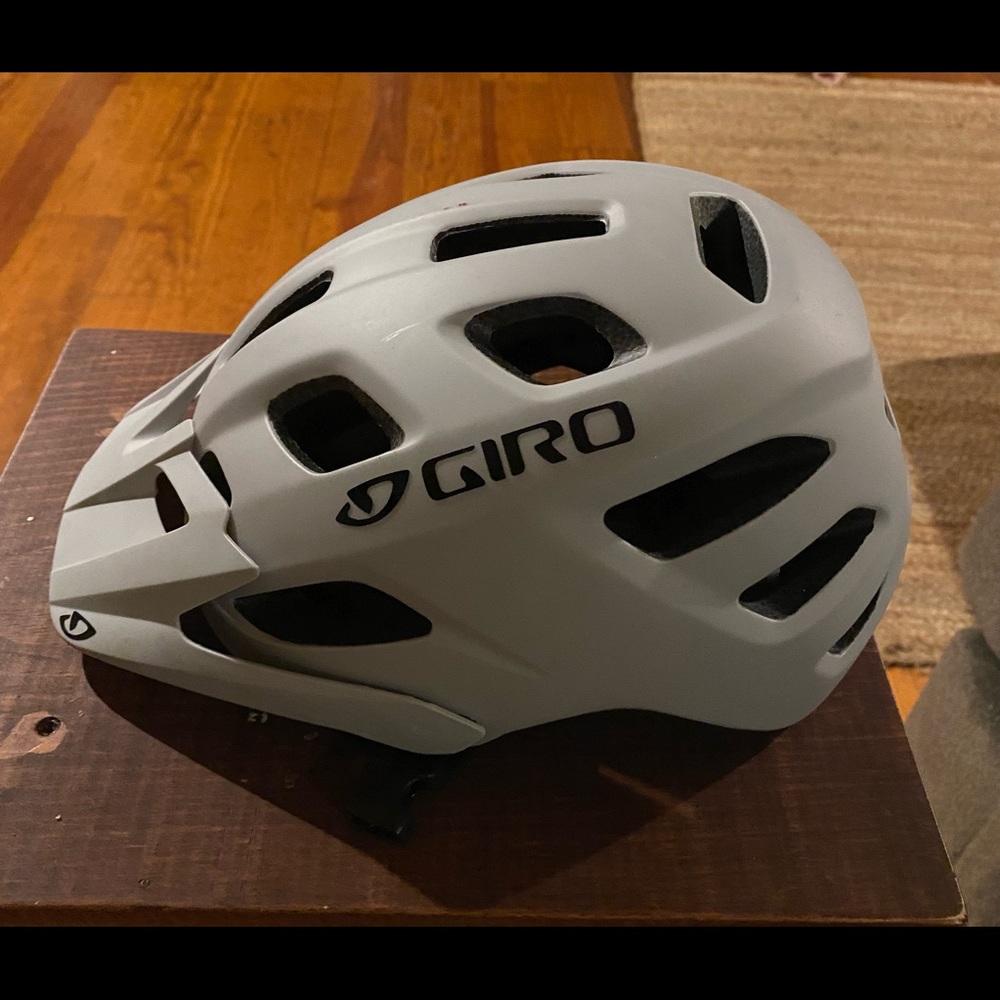 Giro mountain bike helmet
